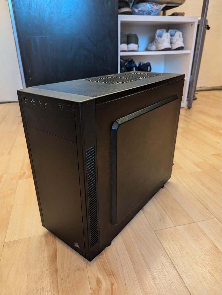 Corsair Carbide Series 88R - Zwart Micro-ATX PC Behuizing, Computers en Software, Computerbehuizingen, Gebruikt, Ophalen of Verzenden