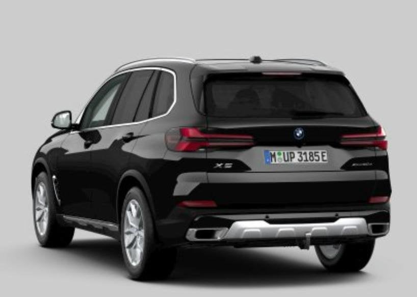 BMW X5 xDrive50e Trekhaak - Panoramadak - Driving Assistant, Auto's, Automaat, Automatische klimaatregeling, Gebruikt, 2395 kg