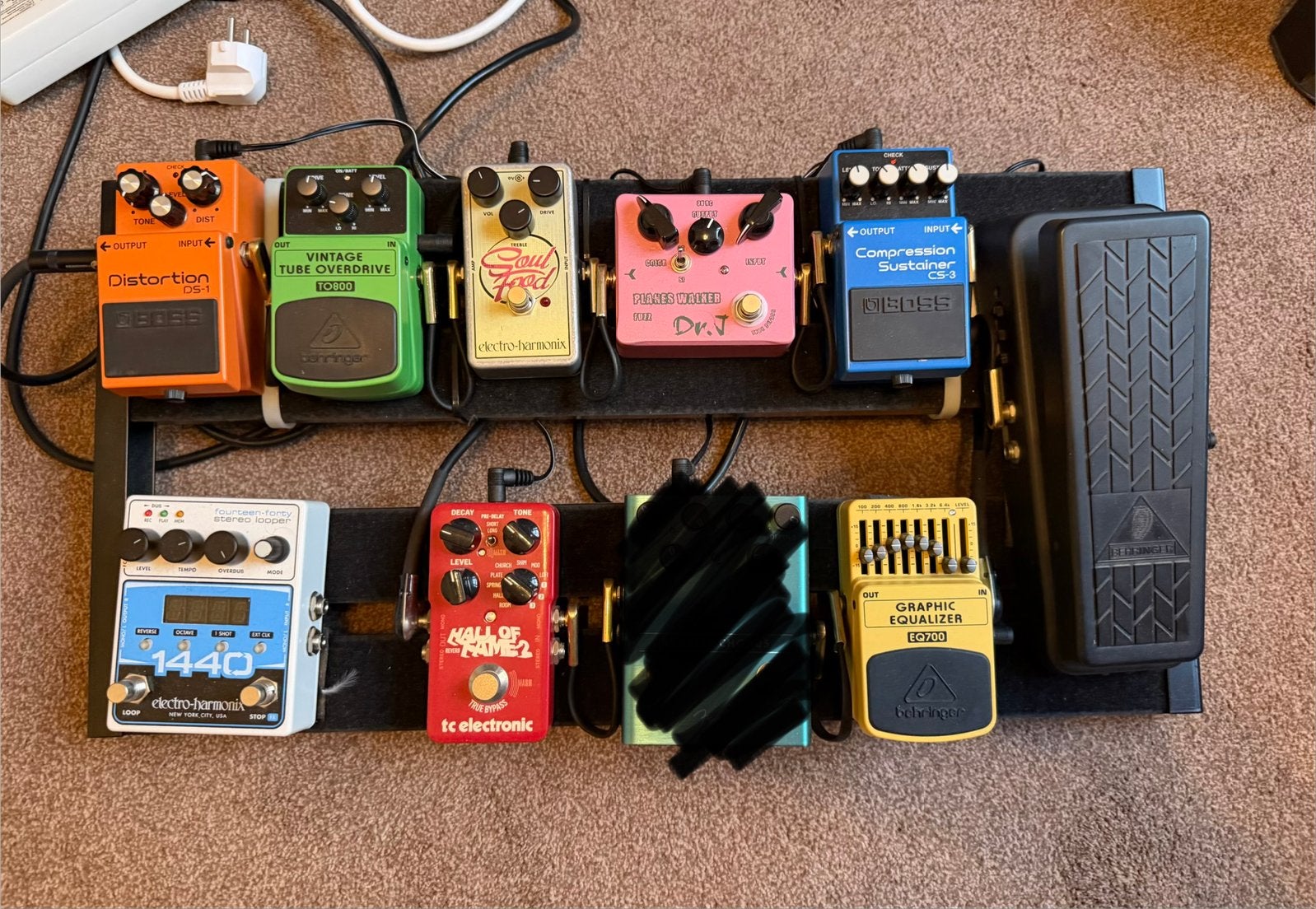 Compleet pedalboard— 9 effectpedalen + 2x voeding, Ophalen of Verzenden, Gebruikt, Distortion, Overdrive of Fuzz
