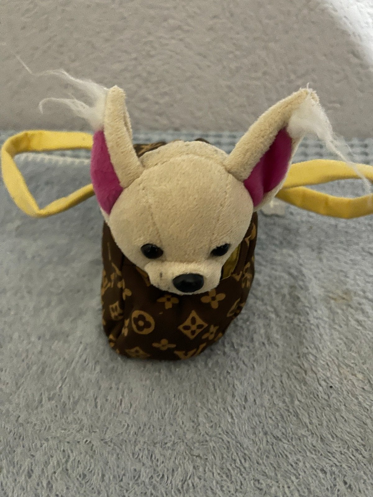 Chihuahua knuffel in tasje, Overige merken, Overige karakters, Nieuw, Met kleding of accessoire