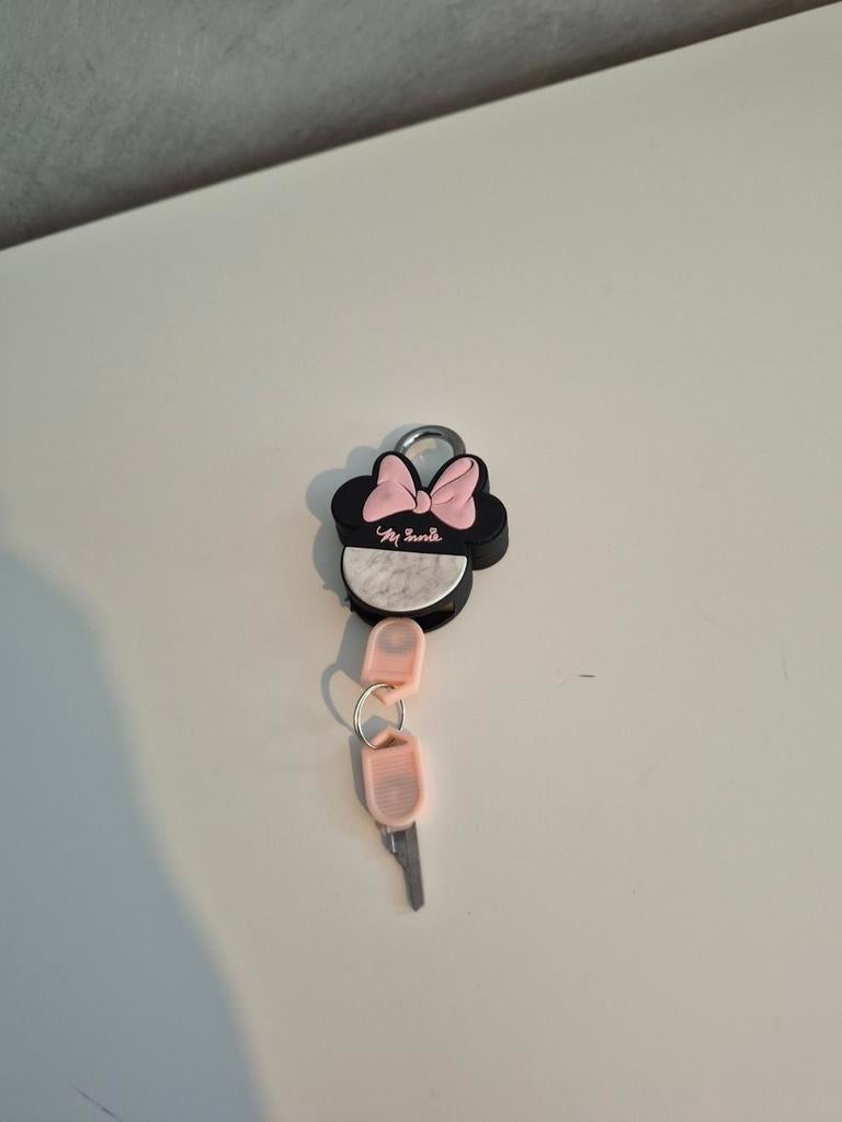 Disney Minnie Mouse slotje met sleutels, Ophalen of Verzenden, Mickey Mouse, Gebruikt, Overige typen