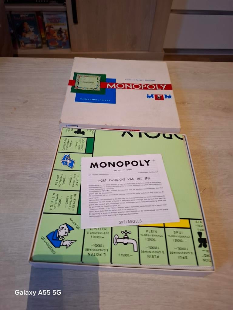 Vintage Monopoly Bordspel - Clipper Games & Toys B.V., Onbekend, zie verpakking voor details, Gebruikt, Parker Brothers, Vijf spelers of meer
