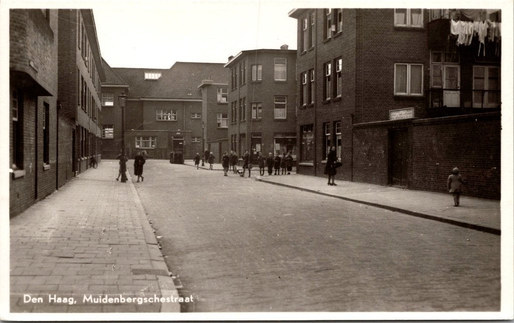 Den Haag 's-Gravenhage - 9 oude ansichtkaarten II, Verzenden, 1940 tot 1960, Gelopen, Zuid-Holland