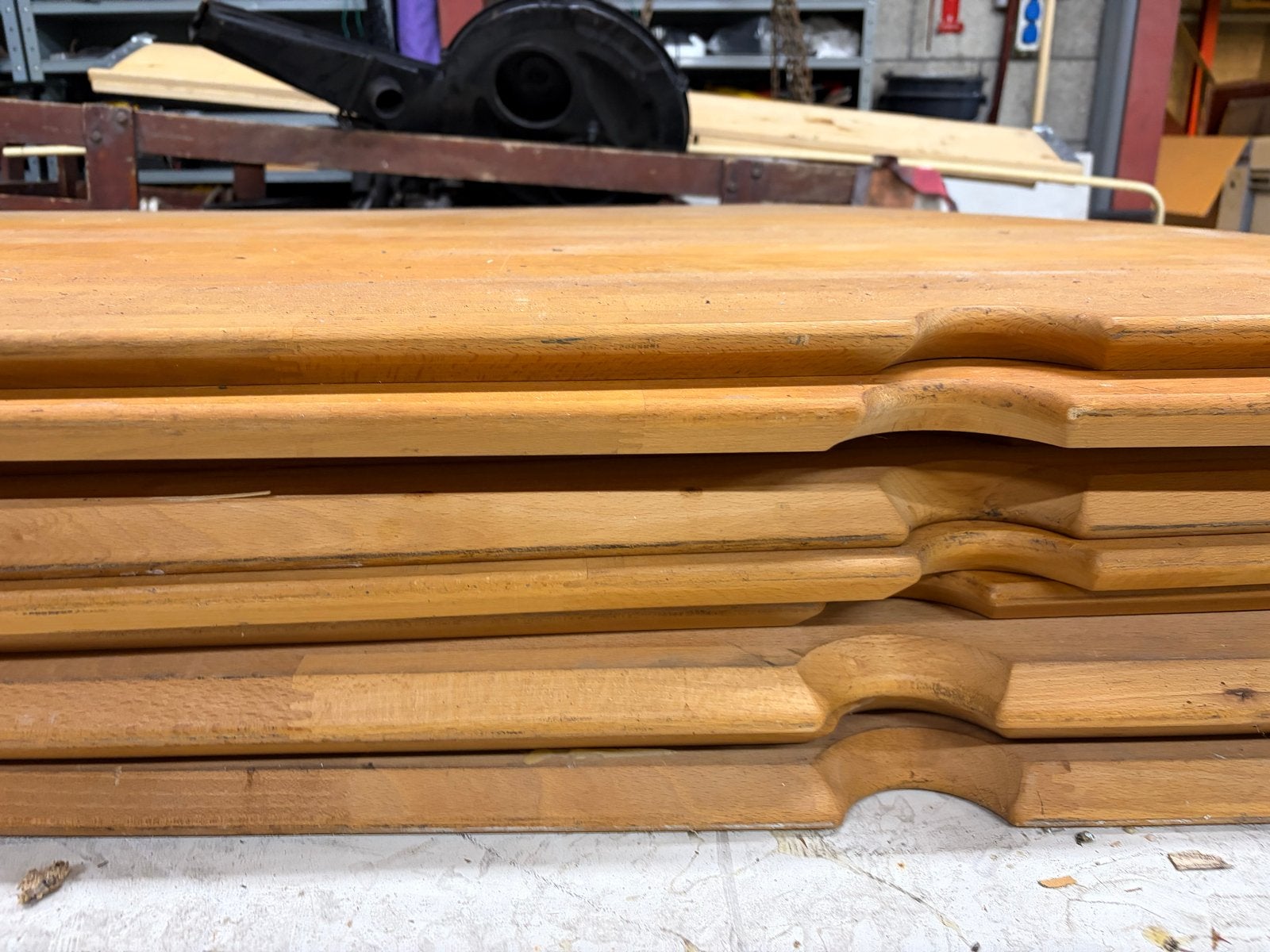 Bureau Bladen MASSIEF  BEUK  IROKO en TEAK, Ophalen