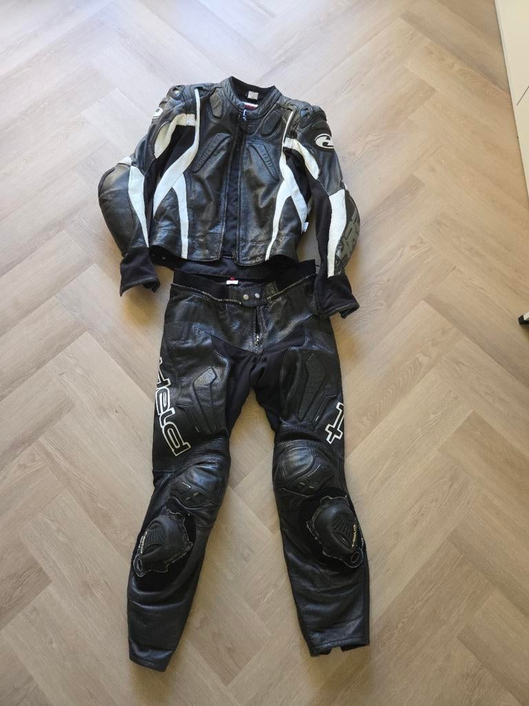 Held leren motorpak - jas 56, broek 106cm - goede staat, Motoren, Ophalen