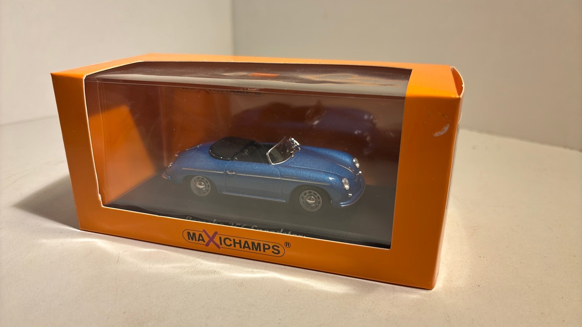 Porsche 356 speedster maxichamps 1.43, Overige merken, Auto, Ophalen of Verzenden, A
