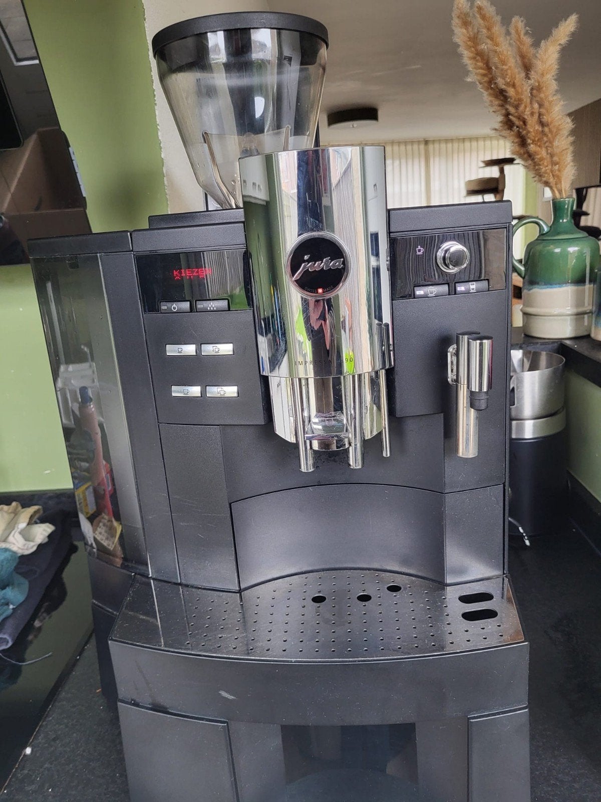 Jura Impressa XS90 One Touch, Witgoed en Apparatuur, Koffiezetapparaten, Gebruikt, 10 kopjes of meer, Combi, Koffiebonen