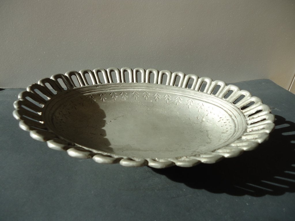 Zwitserse tinnen mand schotel fruit brood tin étain SUISSE, Ophalen of Verzenden
