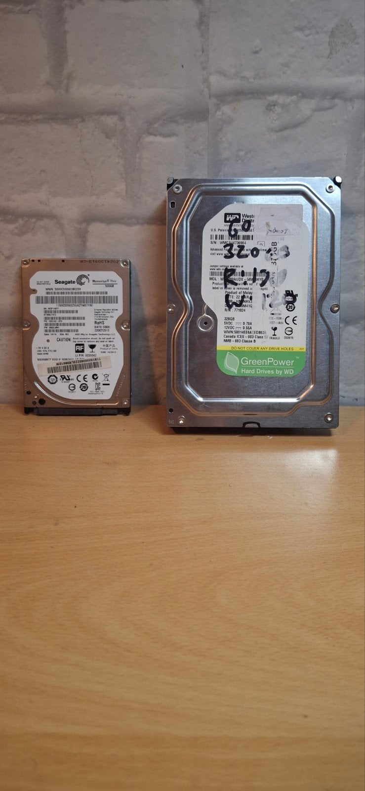 2x Harde schijf 500gb, 320gb, Computers en Software, Gebruikt, Ophalen of Verzenden, Desktop, SATA