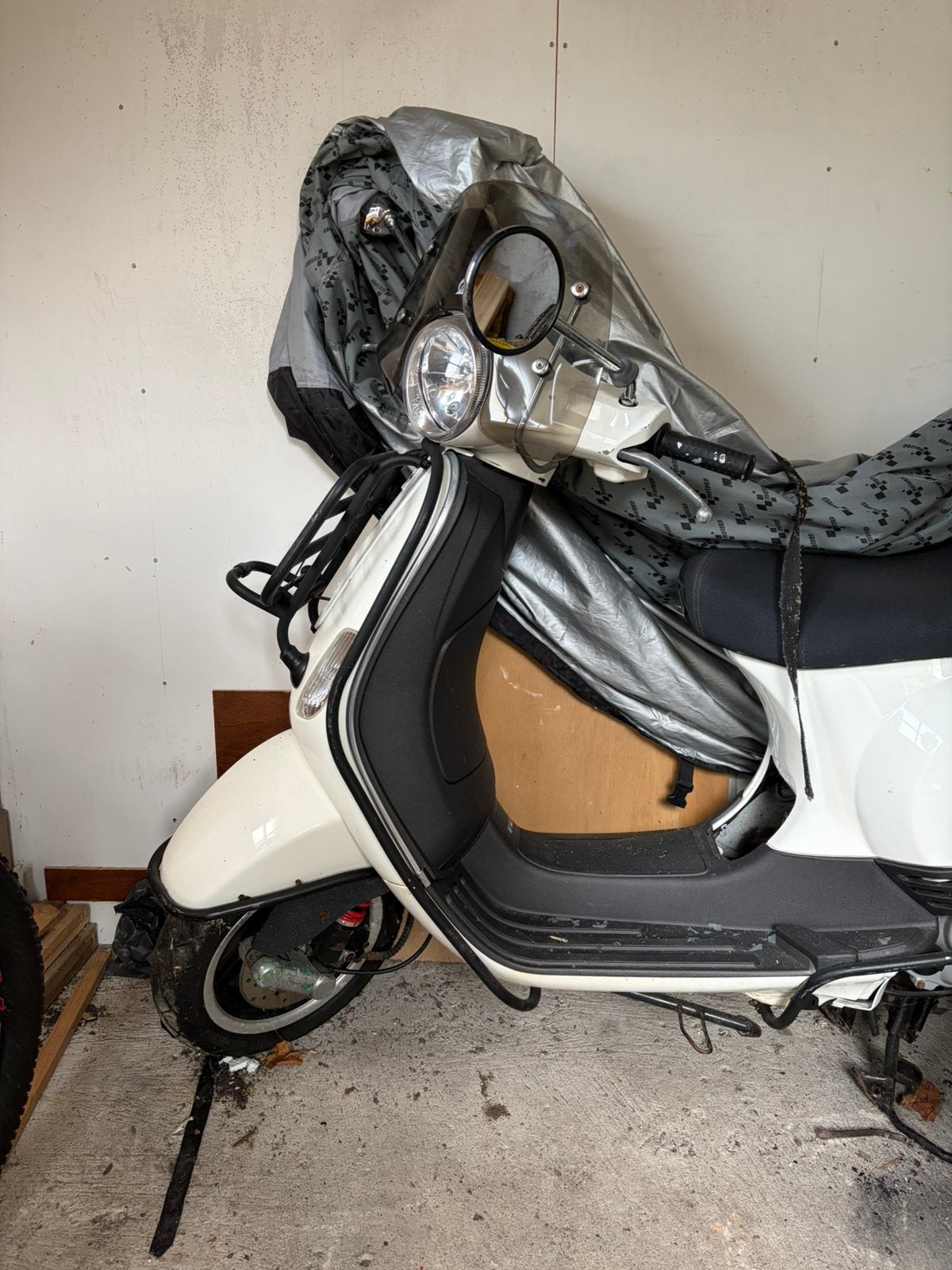 Vespa LX (onderdelen etc.), Ophalen, Gebruikt, Benzine, Vespa LX
