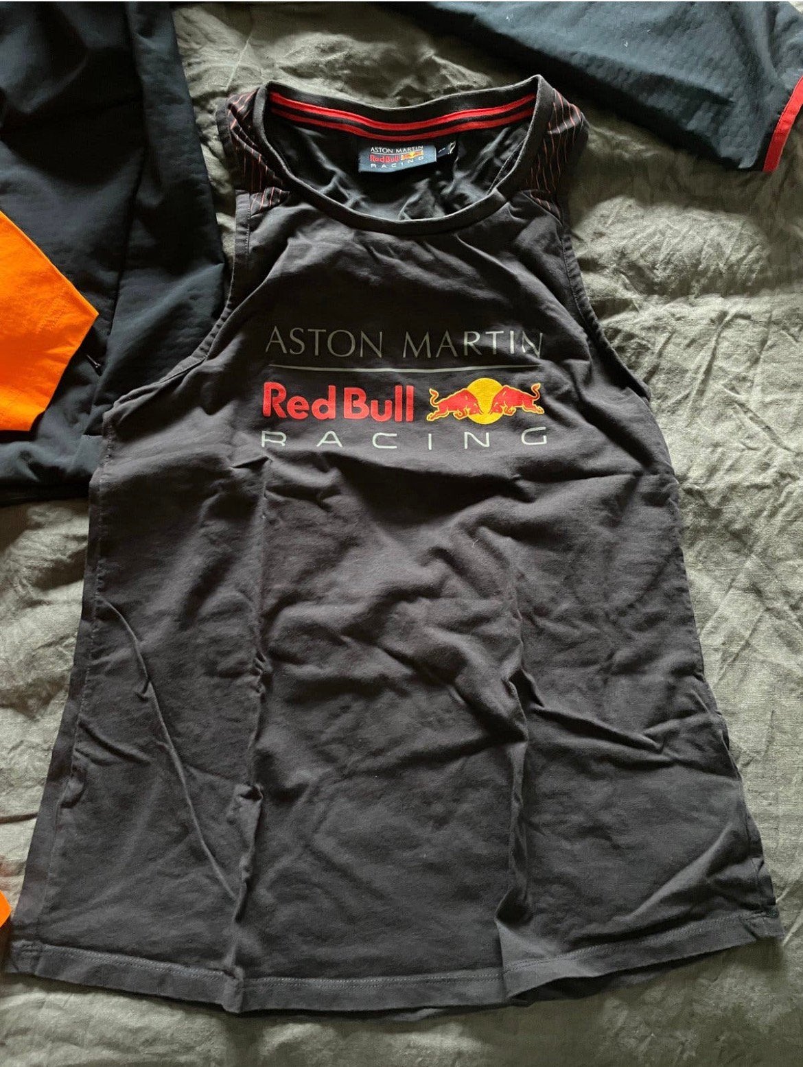 Red bull singlet xl, Ophalen of Verzenden, Zo goed als nieuw, Overige maten, Blauw