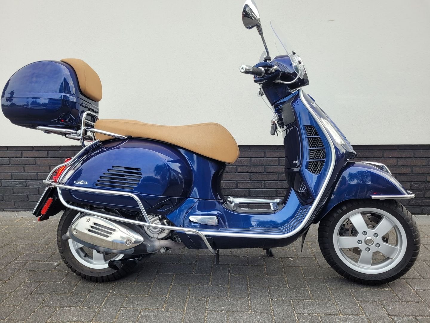 PIAGGIO GTS 300 Super HPE - (bj 2019) zeer mooi! 2 stuks., Scooter, Onbekend, Onbekend, 278 cc