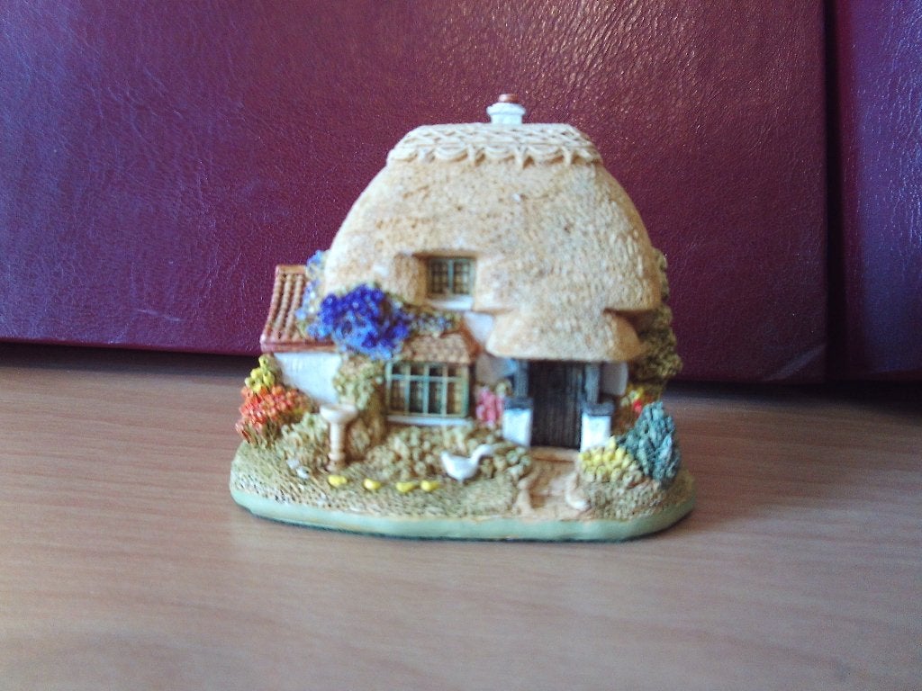 Lilliput Lane - The perfect mum, Ophalen of Verzenden, Zo goed als nieuw, Overige typen