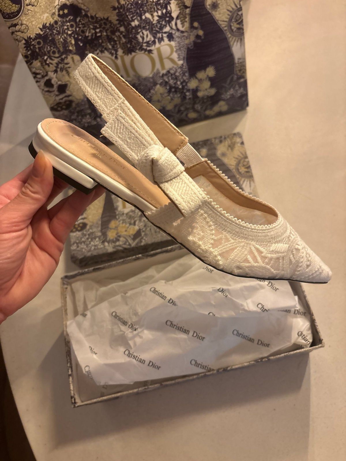 J'adore schoenen - helemaal nieuw - 40/41, Kleding | Dames, Ophalen of Verzenden, Nieuw, Wit, Schoenen met lage hakken