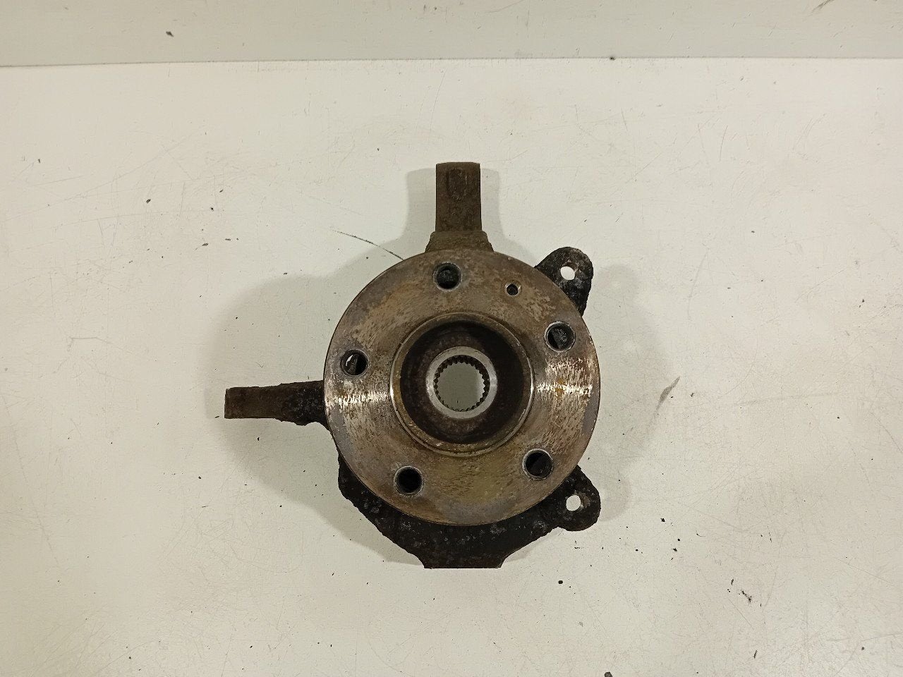 Wielnaaf links voor Nissan Primastar, Onderdelen@venauto.nl, Van der Ven Autorecycling B.V., Gebruikt, Ettenseweg 76, 4706 PB Roosendaal, The Netherlands