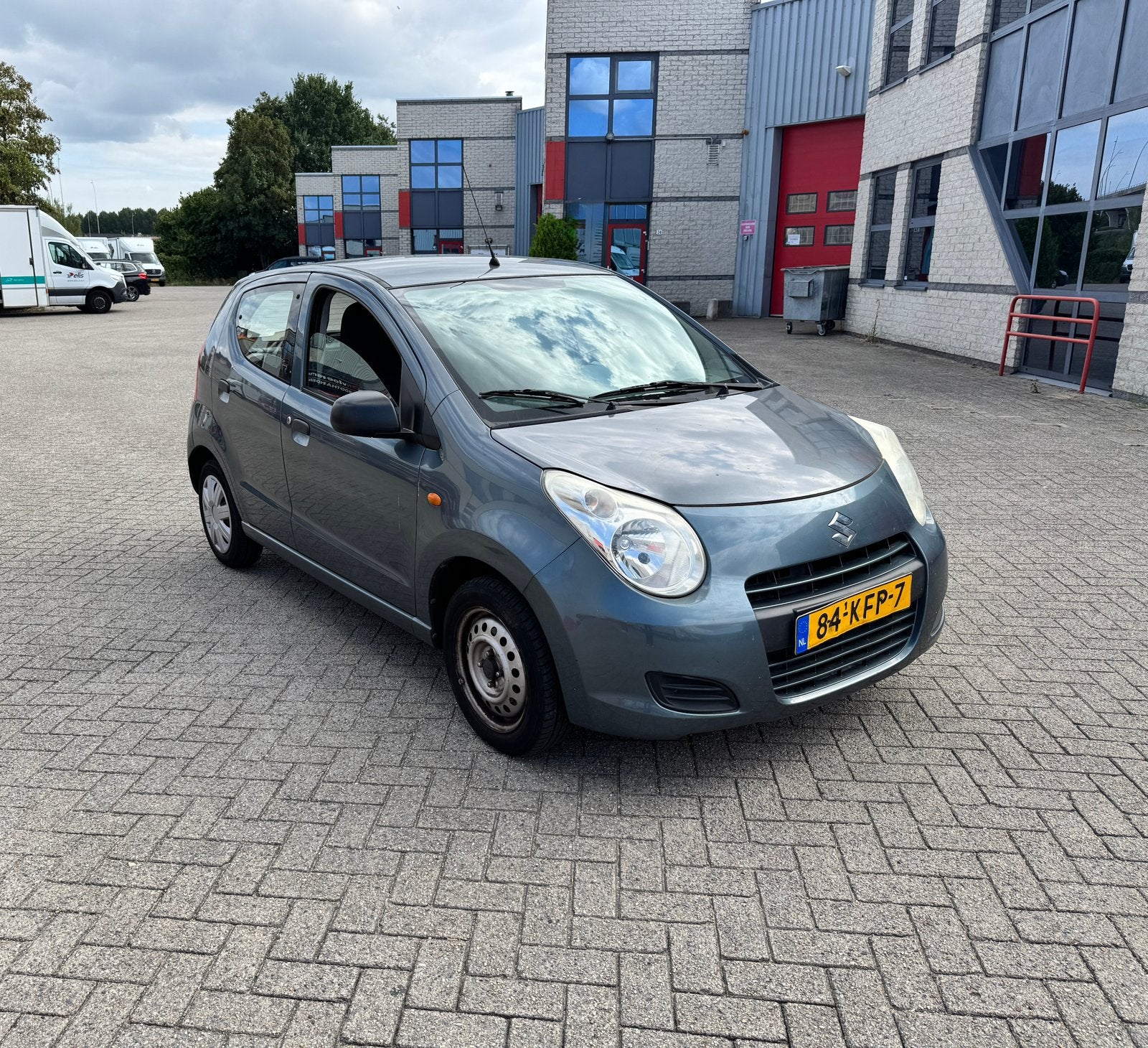 Suzuki Alto 1.0 2009 Grijs , Nieuwe Apk tot 30/10/2027, Auto's, Voorwielaandrijving, 200 kg, 4 stoelen, Origineel Nederlands