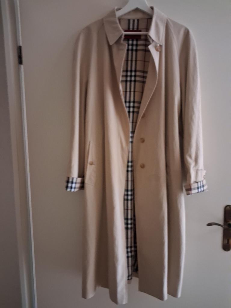 Trenchcoat Maat 42, Kleding | Dames, Jassen | Zomer, Verzenden, Zo goed als nieuw, Maat 42/44 (L), Beige