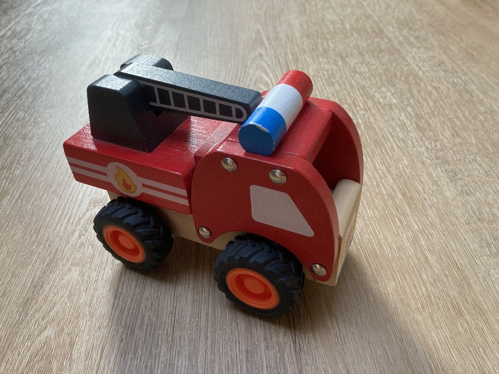 Houten brandweerauto, Ophalen, Zo goed als nieuw