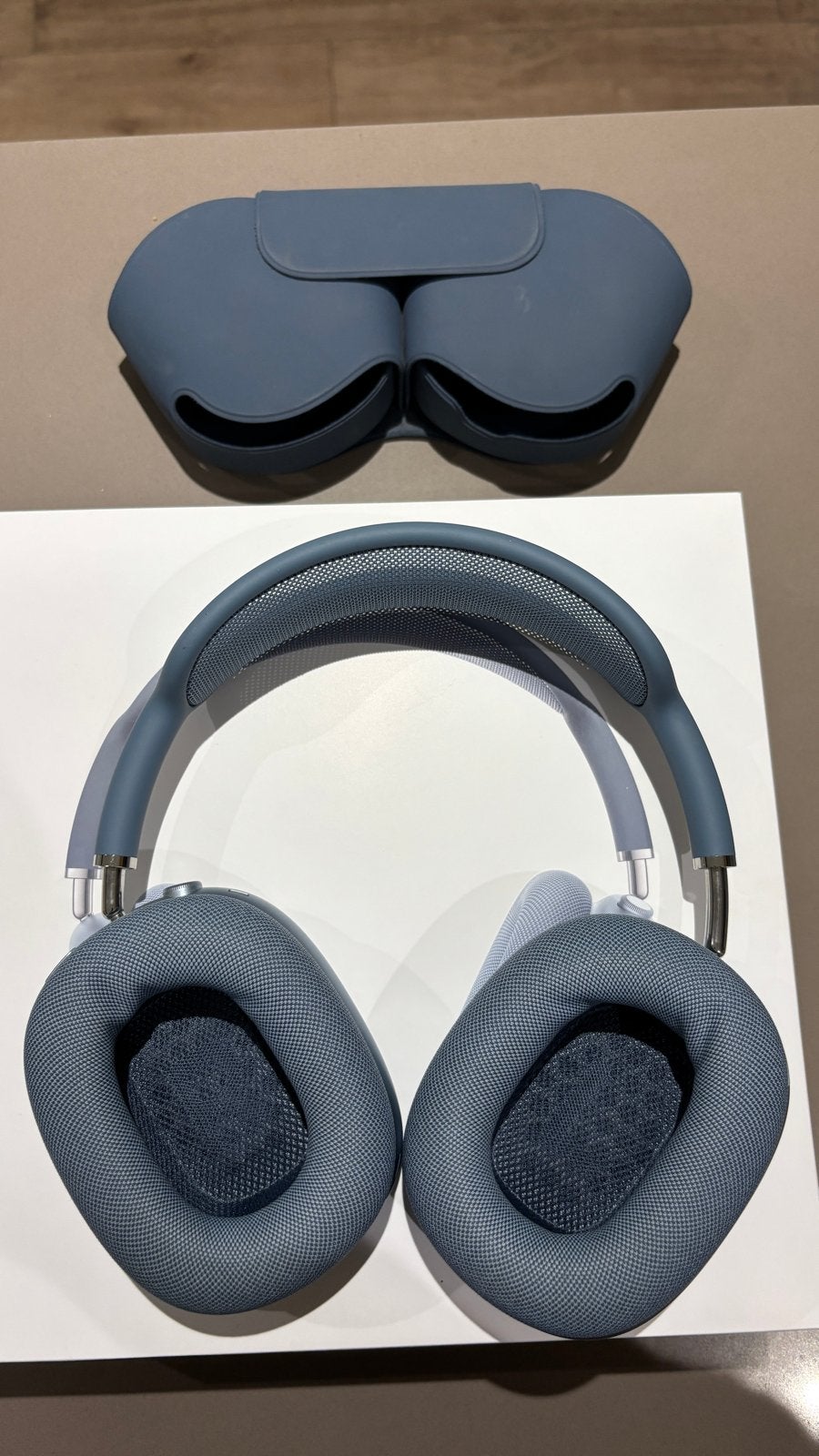 Apple AirPods Max - Lichtblauw met Smart Case, Ophalen of Verzenden, Zo goed als nieuw, Overige merken, Draadloos