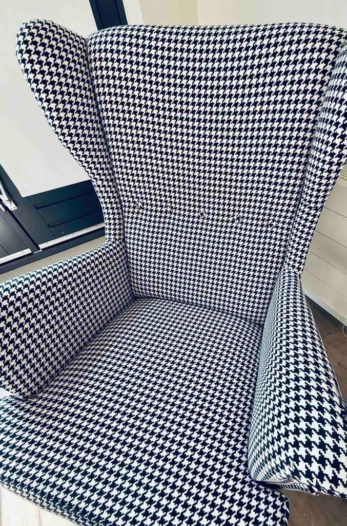 IKEA STRANDMON armachair and footstool Vibberbo black/beige, Ophalen, Zo goed als nieuw, Minder dan 50 cm