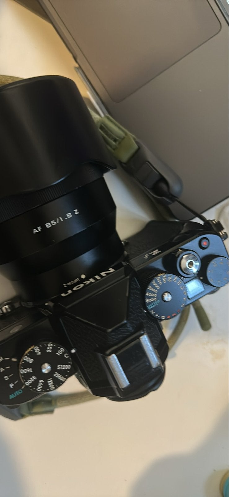 Nikon Zf Systeemcamera met Viltrox AF 85/1.8 Z lens, Ophalen, Gebruikt, Beeldstabilisatie, Nikon