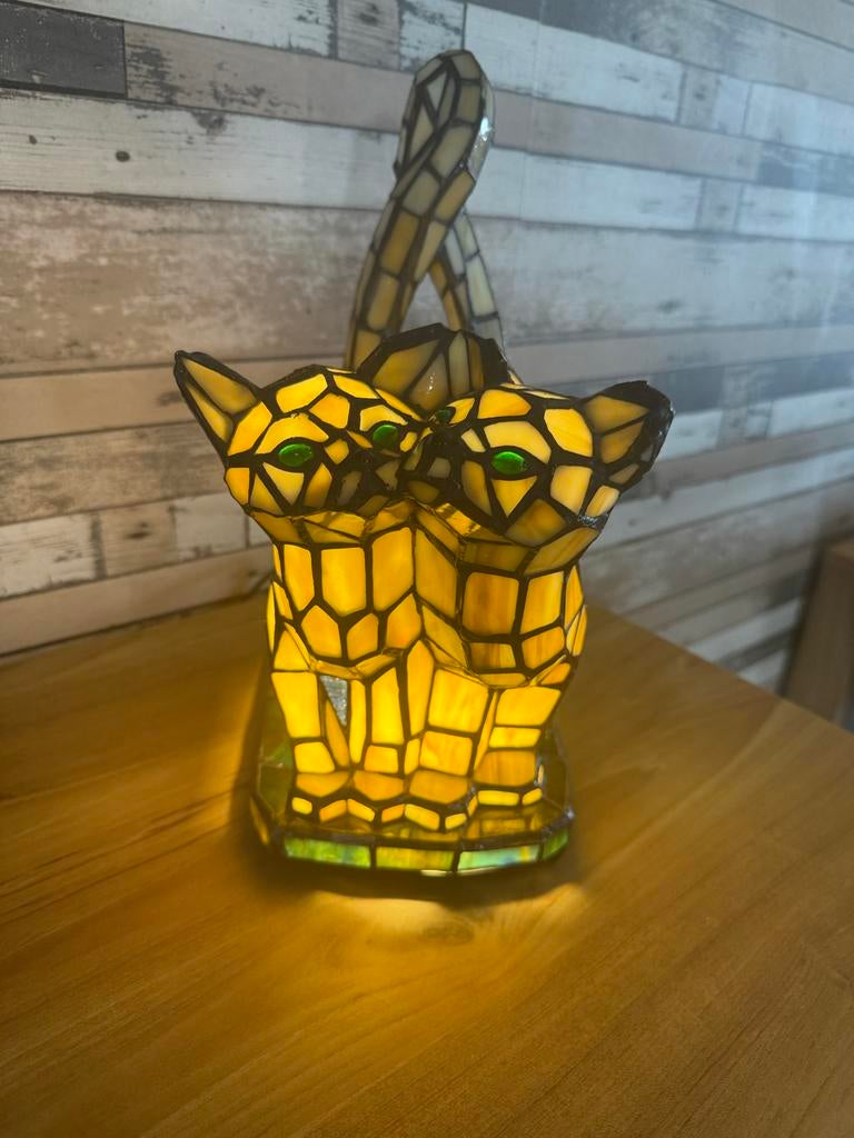 Tiffany tafellamp in de vorm van twee katten, Ophalen, Zo goed als nieuw, Glas