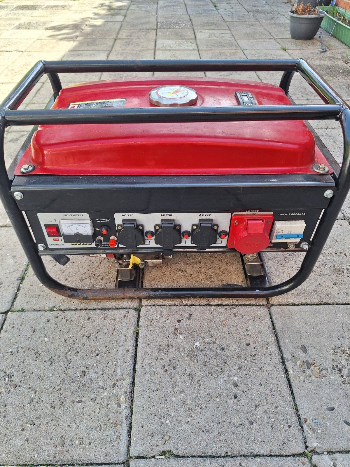 Benzine generator 2.7kW - Ideaal voor stroom op locatie, Ophalen of Verzenden, Gebruikt