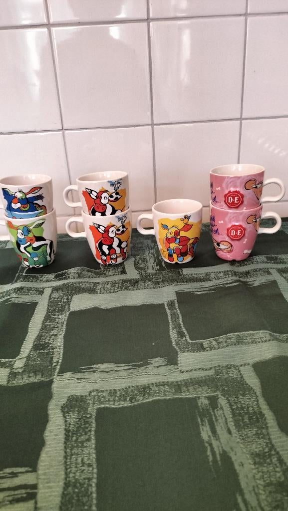 Heel veel Douwe Egberts servies delen ., Huis en Inrichting, Keuken | Servies, Ophalen of Verzenden, Zo goed als nieuw, Overige stijlen