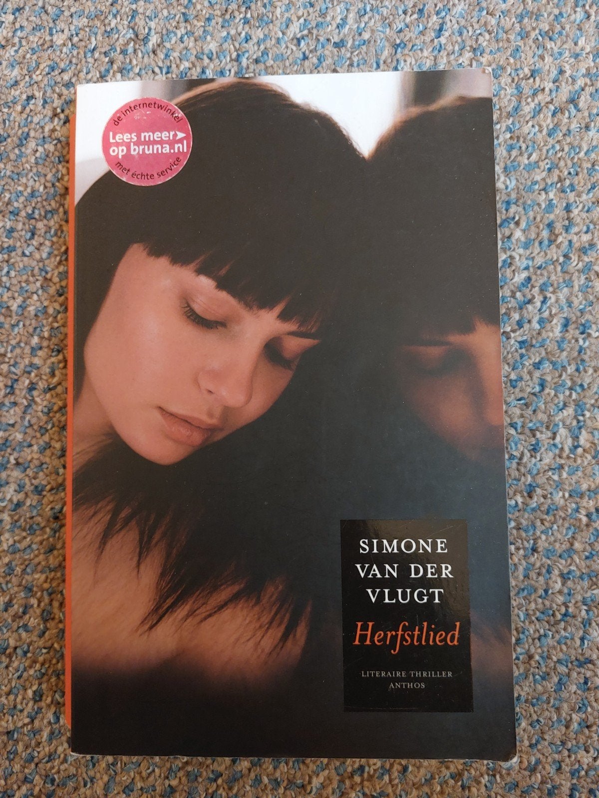 Herfstlied - Simone van der Vlugt (Literaire thriller), Ophalen of Verzenden