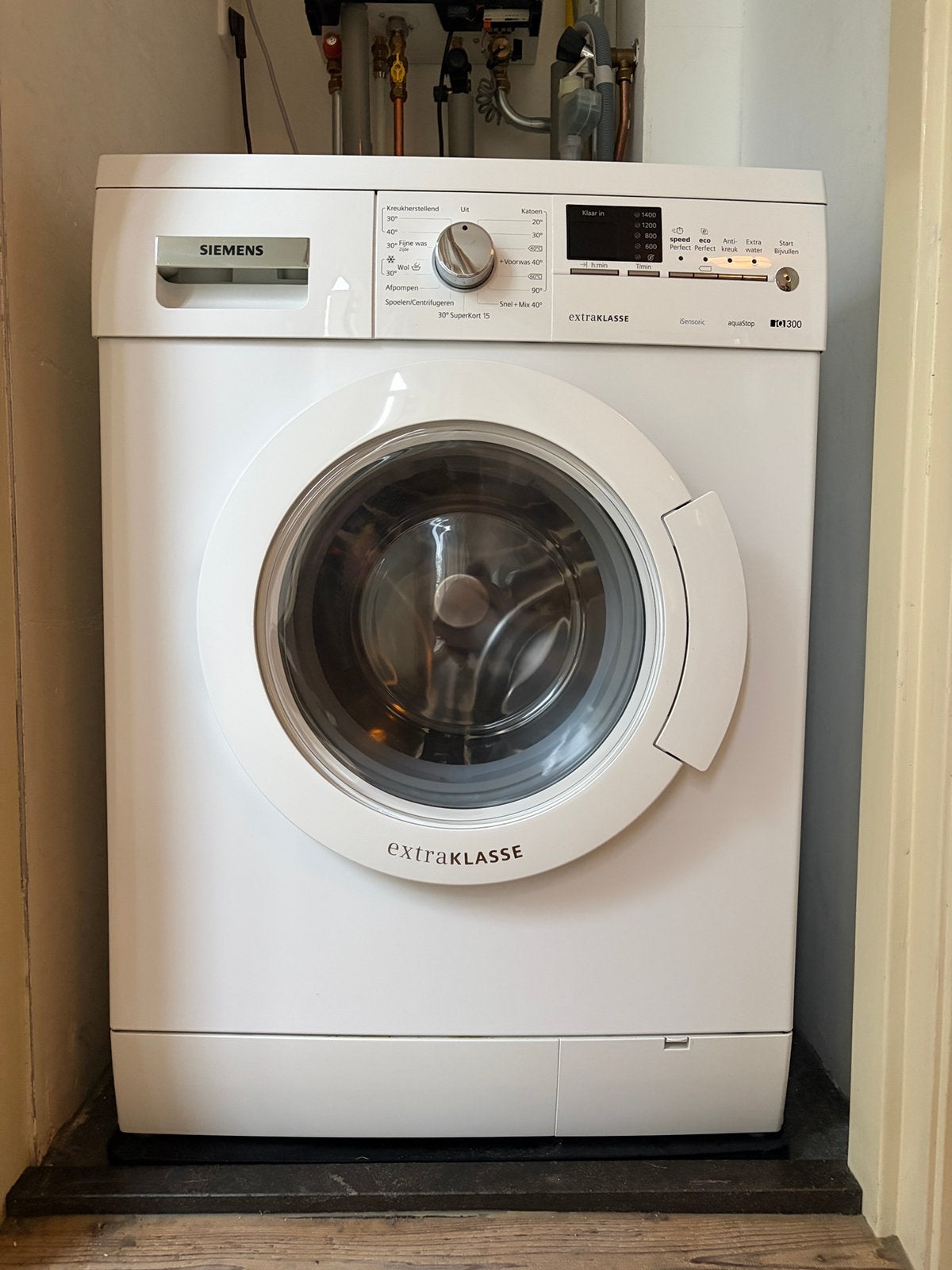 Wasmachine Siemens IQ300 - Extra Klasse - Als nieuw, Witgoed en Apparatuur, Ophalen, Zo goed als nieuw, 85 tot 90 cm, 1200 tot 1600 toeren