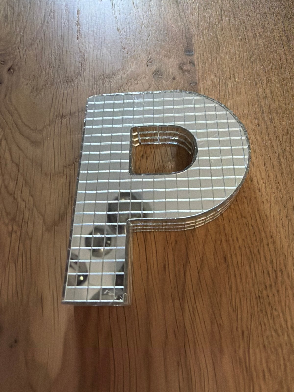 Spiegel letters P, F, I, L - Decoratieve wanddecoratie, Overige materialen, Ophalen of Verzenden, Zo goed als nieuw, Modern