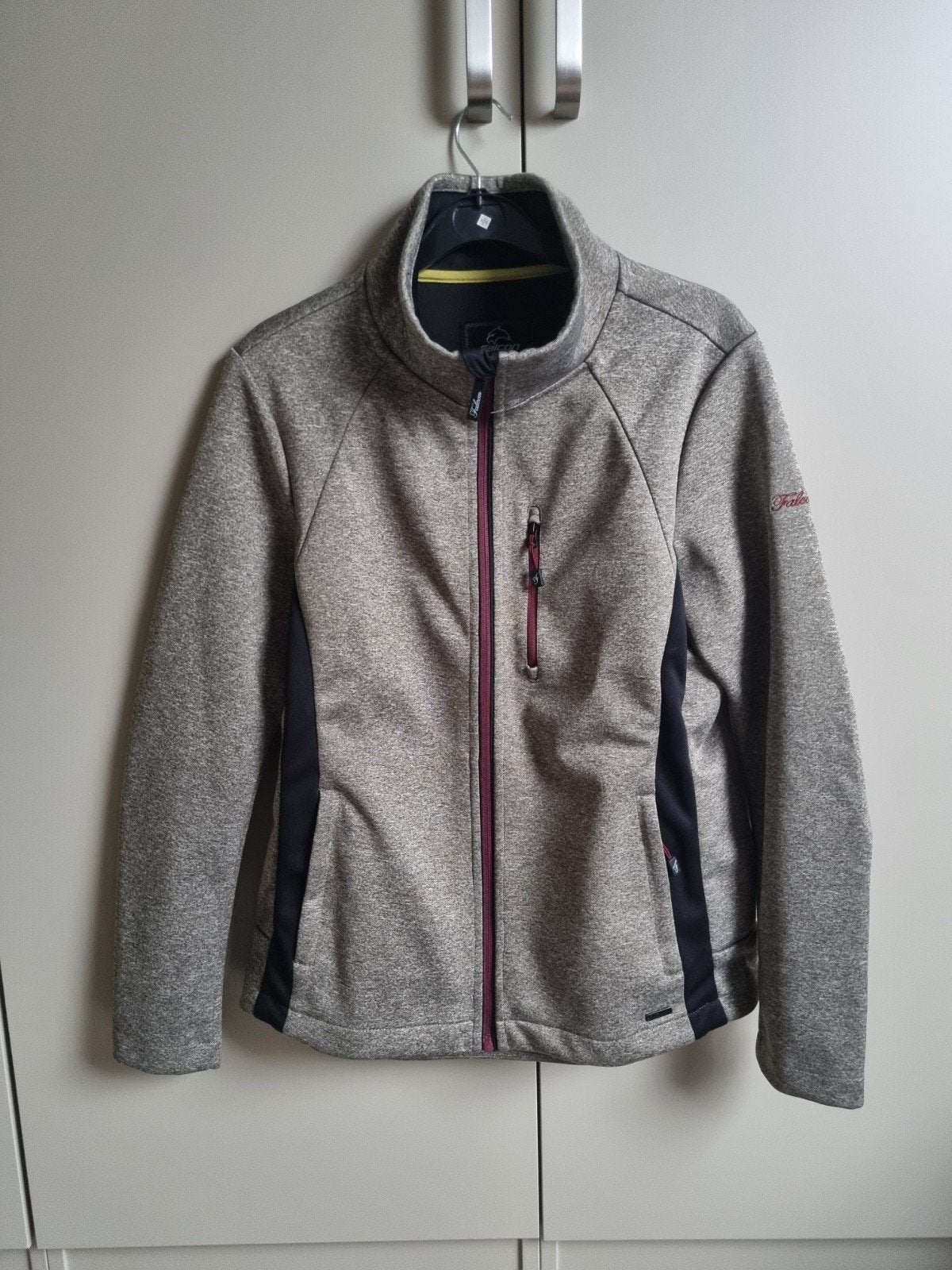 Falcon softshell outdoor jack dames - Maat M, Maat 38/40 (M), Falcon, Ophalen of Verzenden, Zo goed als nieuw