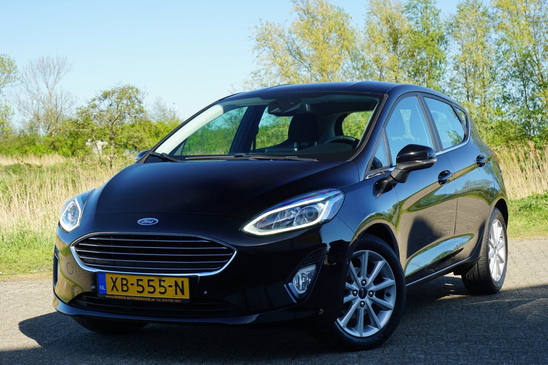 Ford Fiesta 1.0 EcoBoost Titanium AUTOMAAT | Panther Black |, Auto's, Stof, Gebruikt, Euro 6, Origineel Nederlands