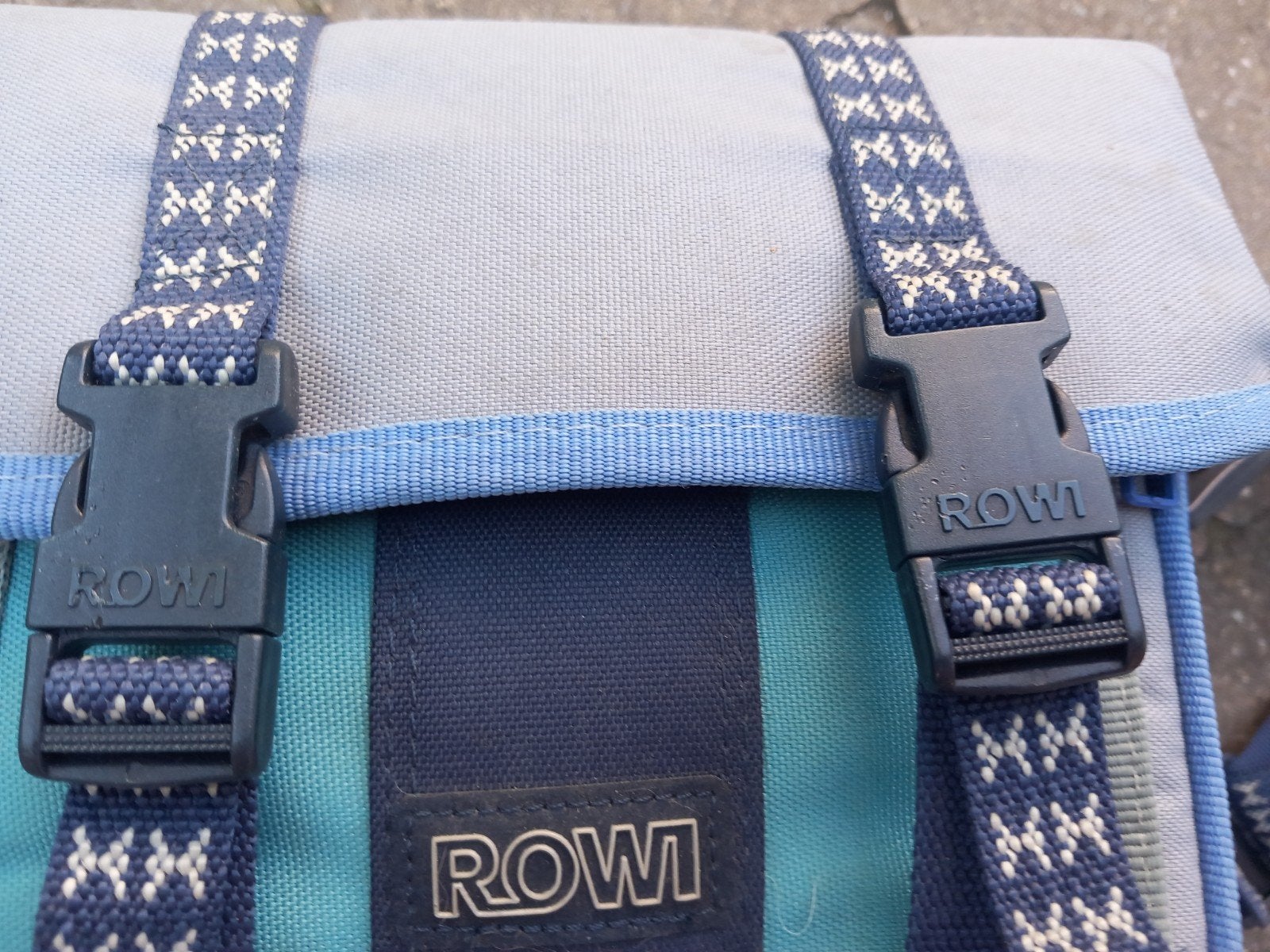 Rowi cameratas - Blauw/Grijs - Gebruikt, Audio, Tv en Foto, Fotografie | Fototassen, Overige merken, Gebruikt, Blauw, Verstelbare indeling