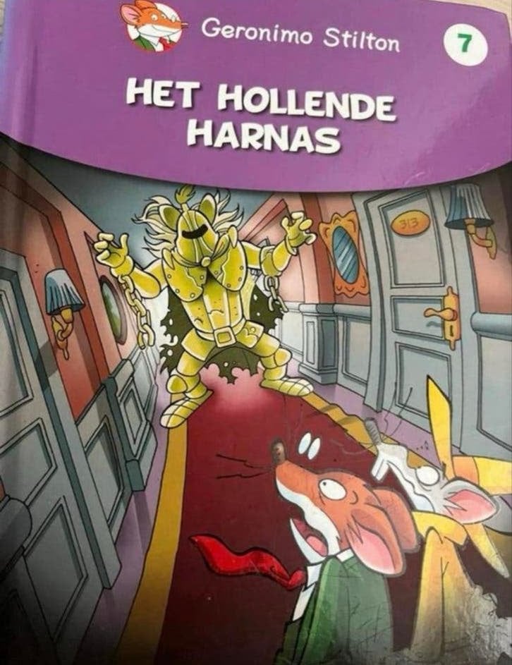Geronimo Stilton - Het hollende harnas (45) - Spookverhaal, Ophalen of Verzenden, Gelezen