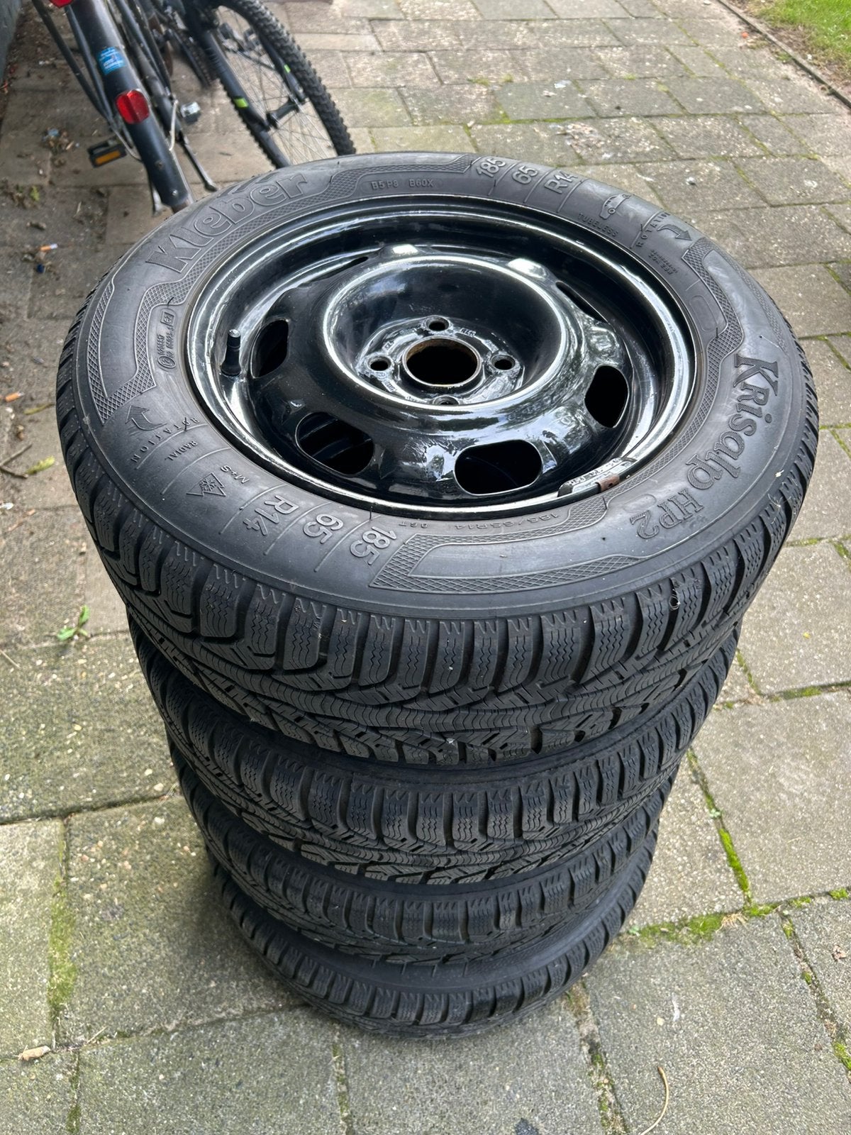 velgen 4x100  goede banden niet lek