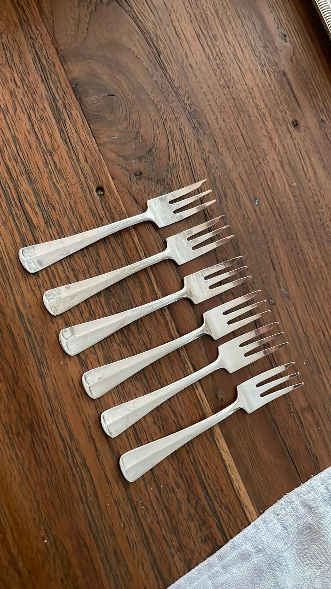 Verzilverde taartvorkens Sola 100 Haags lofje, Huis en Inrichting, Ophalen of Verzenden, Zo goed als nieuw, Zilver
