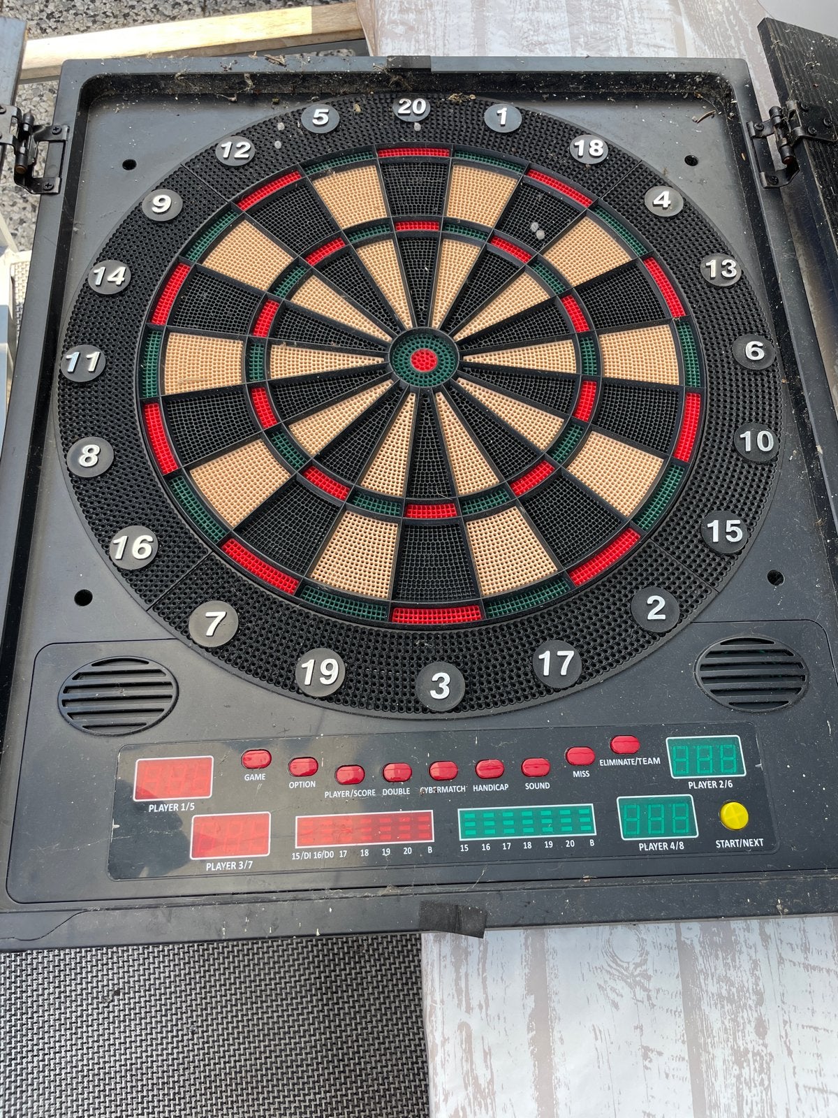 Elektronisch dartbord met soft tip pijlen, Ophalen of Verzenden, Gebruikt, Dartbord, Elektronisch