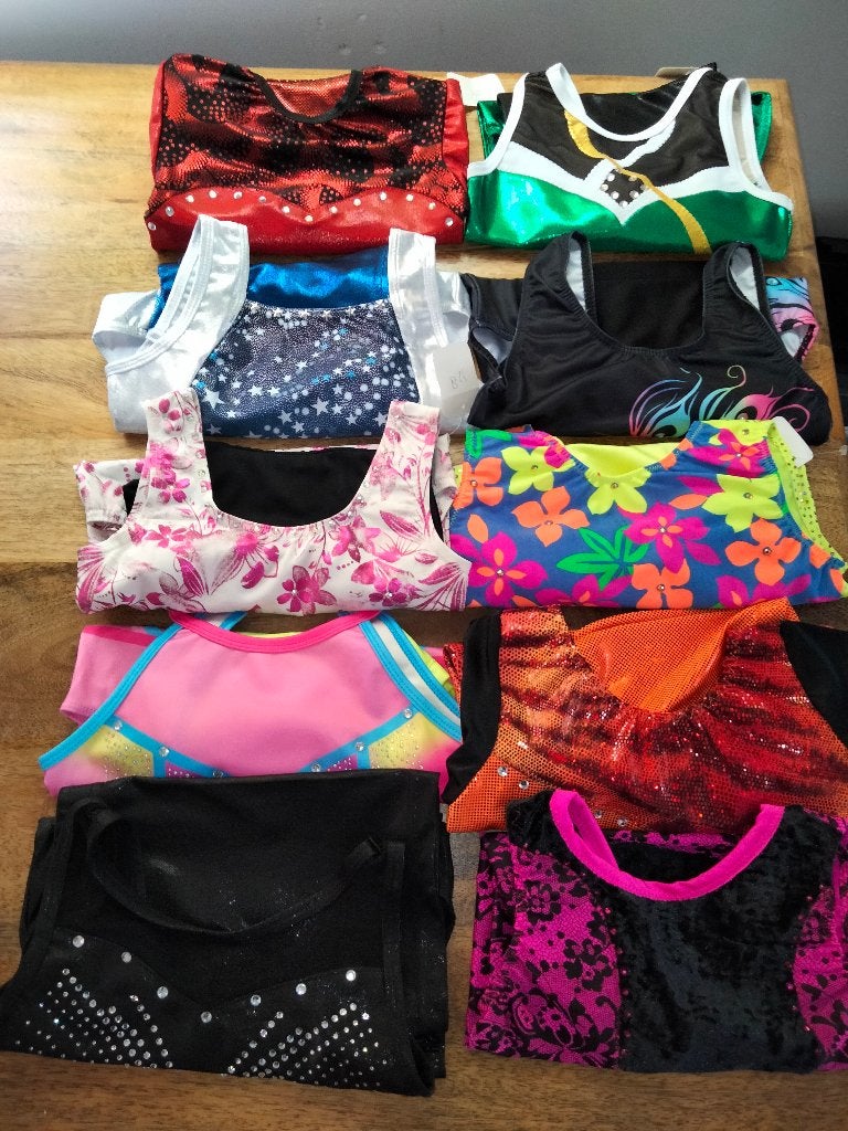 Turnpakje/turnpakjes maat 116 SALE nu 10 euro per stuk (2), Kleiner dan kindermaat 122, Ophalen of Verzenden, Nieuw, Turnpak(je)
