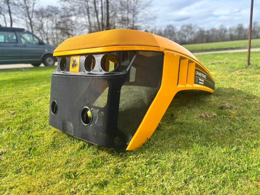 Motorkap Fastrac/JCB nieuw (1 kras, zie foto), Ophalen, Nieuw