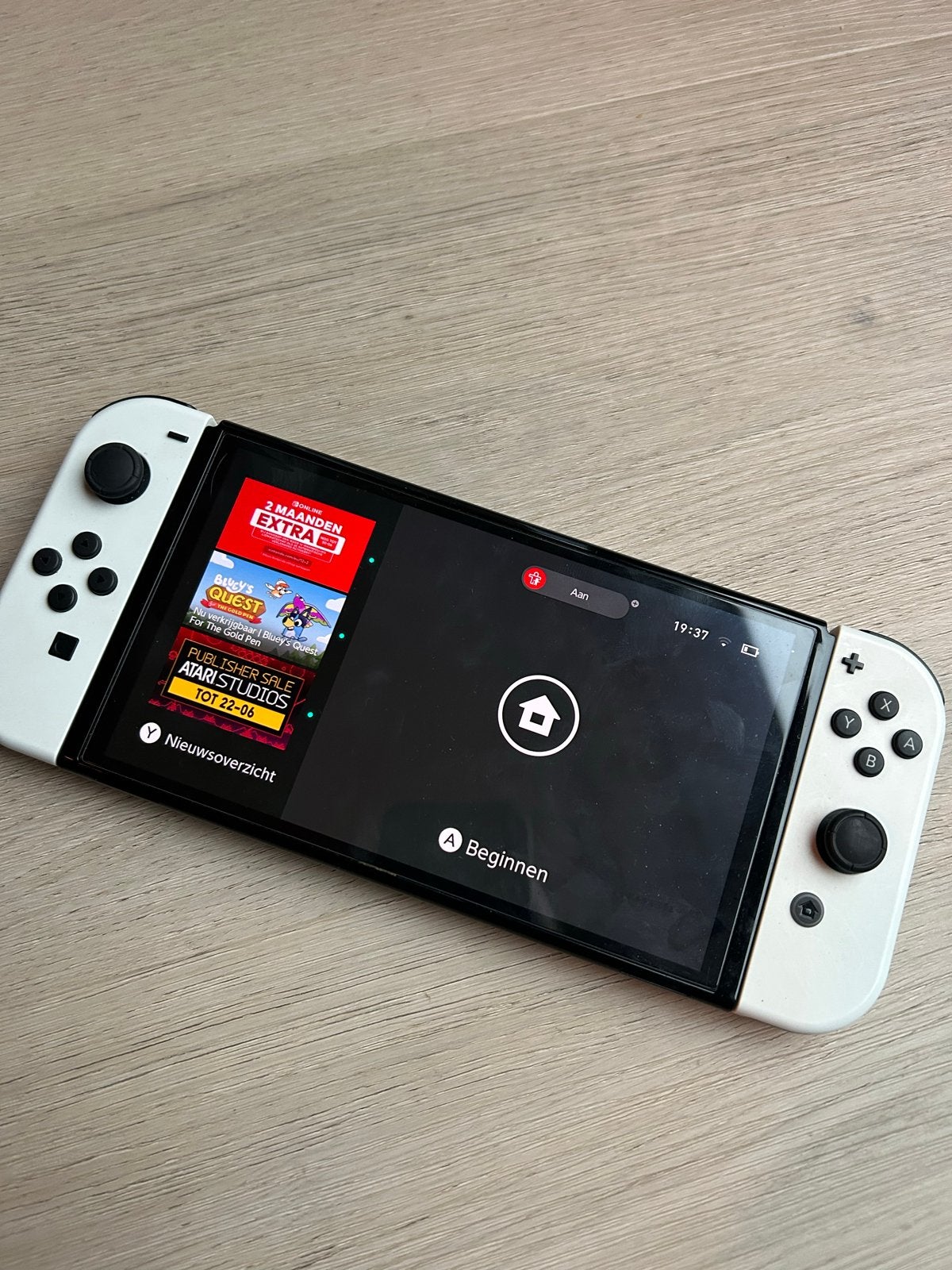 Nintendo Switch OLED Wit - Zo goed als nieuw, Spelcomputers en Games, Spelcomputers | Nintendo Switch, Ophalen of Verzenden, Zo goed als nieuw