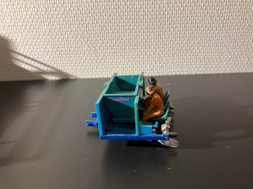 pootmachine britains 1:32, Ophalen of Verzenden, Gebruikt, Tractor of Landbouw, Britains