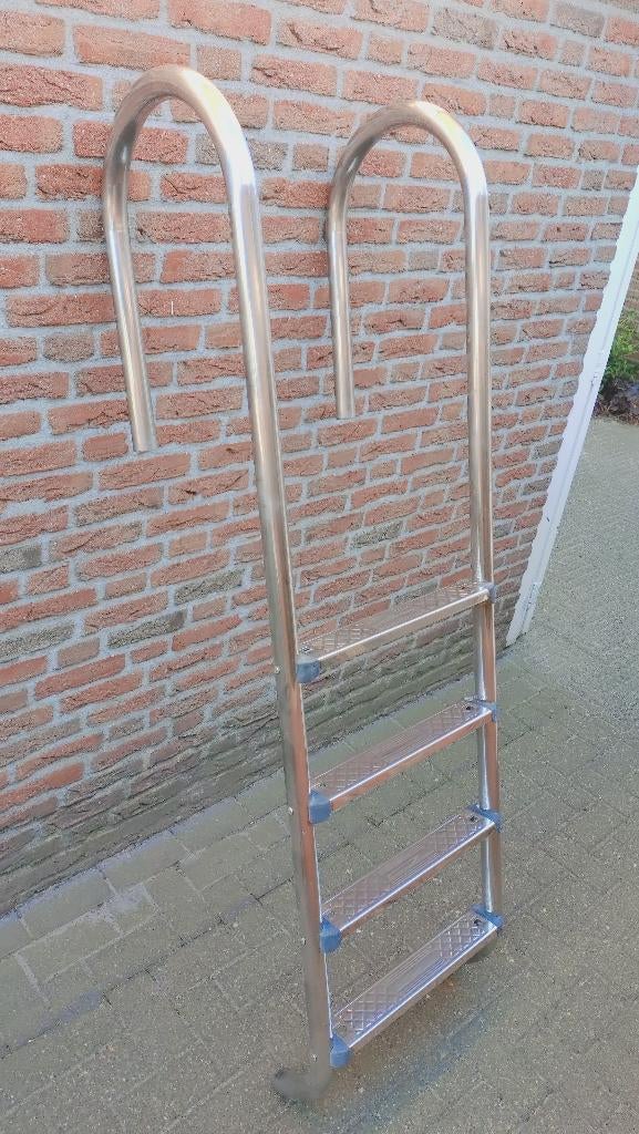 zwembadtrap RVS 4 treden, Tuin en Terras, Ophalen, Gebruikt, Ladder