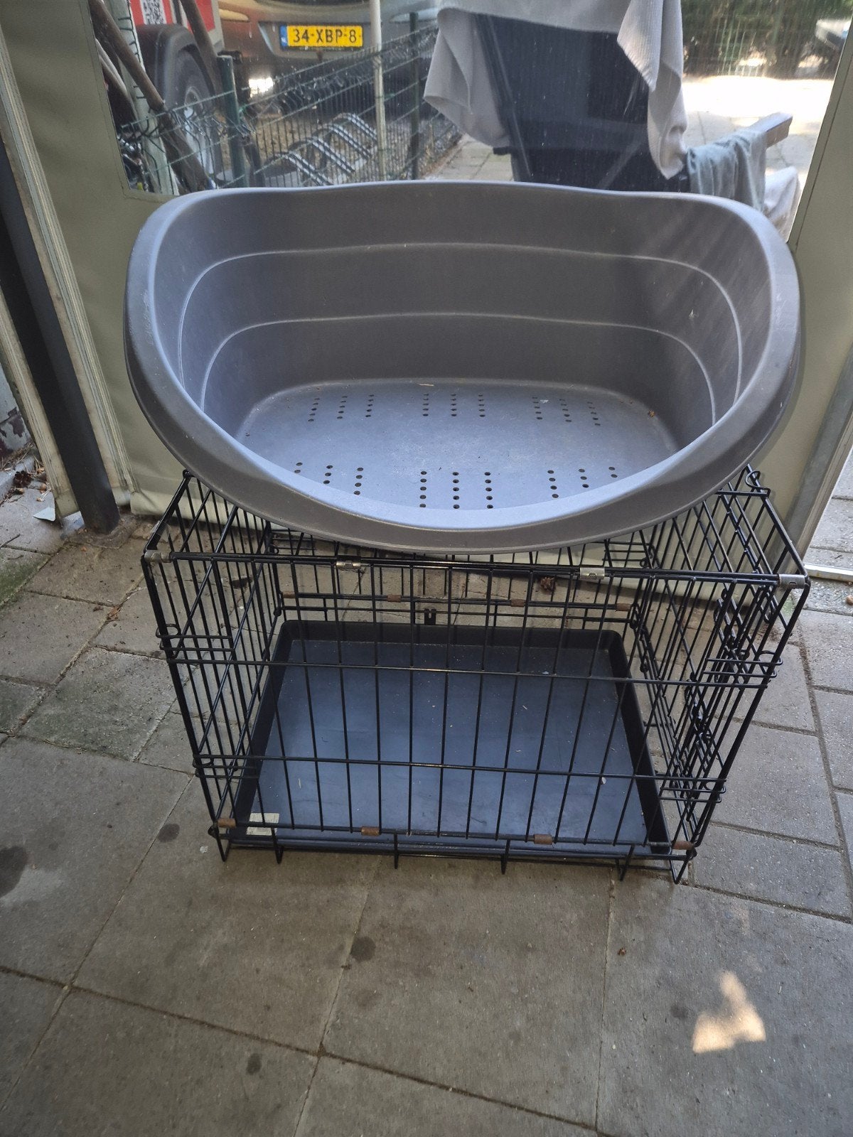 Bench en hard plastic mandje voor kleine hond, Ophalen, Minder dan 75 cm, Minder dan 65 cm
