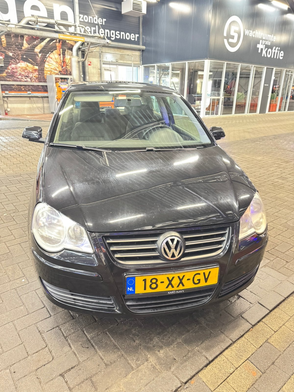 Volkswagen Polo 1.4 16V 59KW 2007 Zwart, Auto's, Voorwielaandrijving, Stof, Zwart, Handgeschakeld