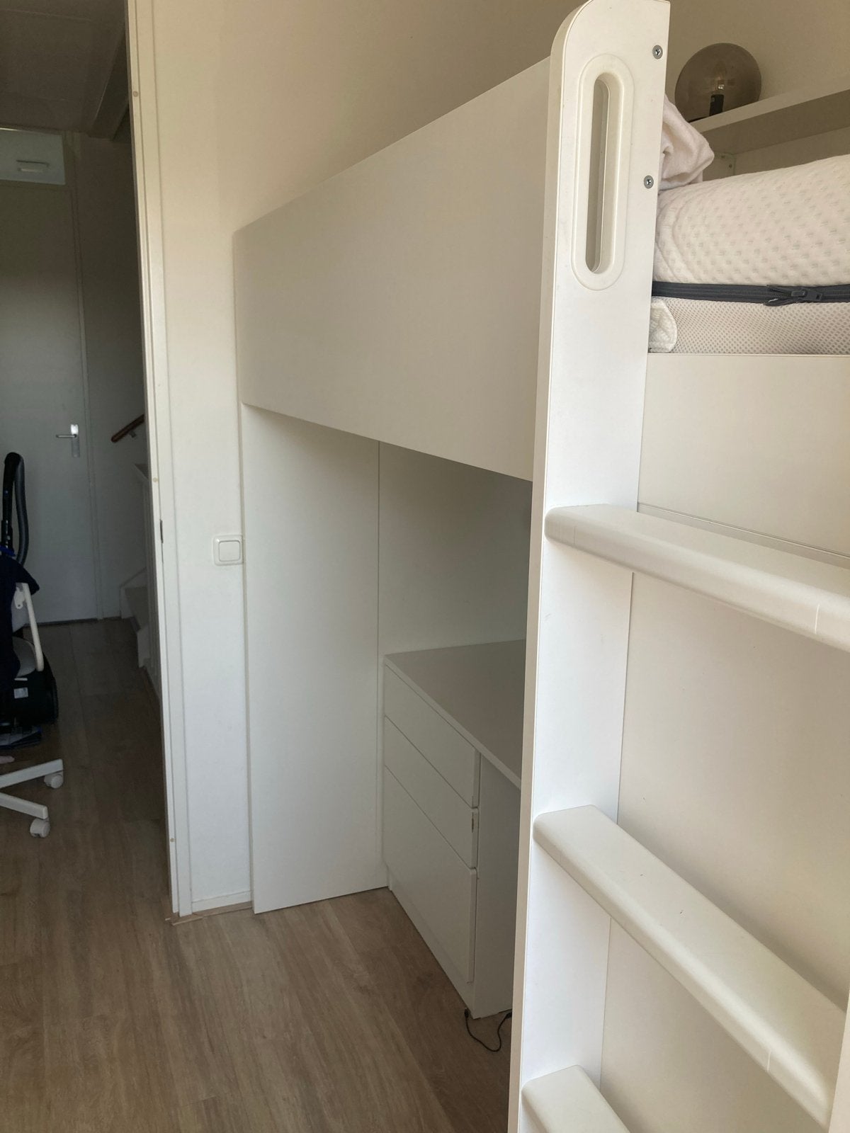 Hoogslaper Smastad (Ikea) met bureau en kledingkast, Ophalen, Gebruikt, Eenpersoons, 200 cm