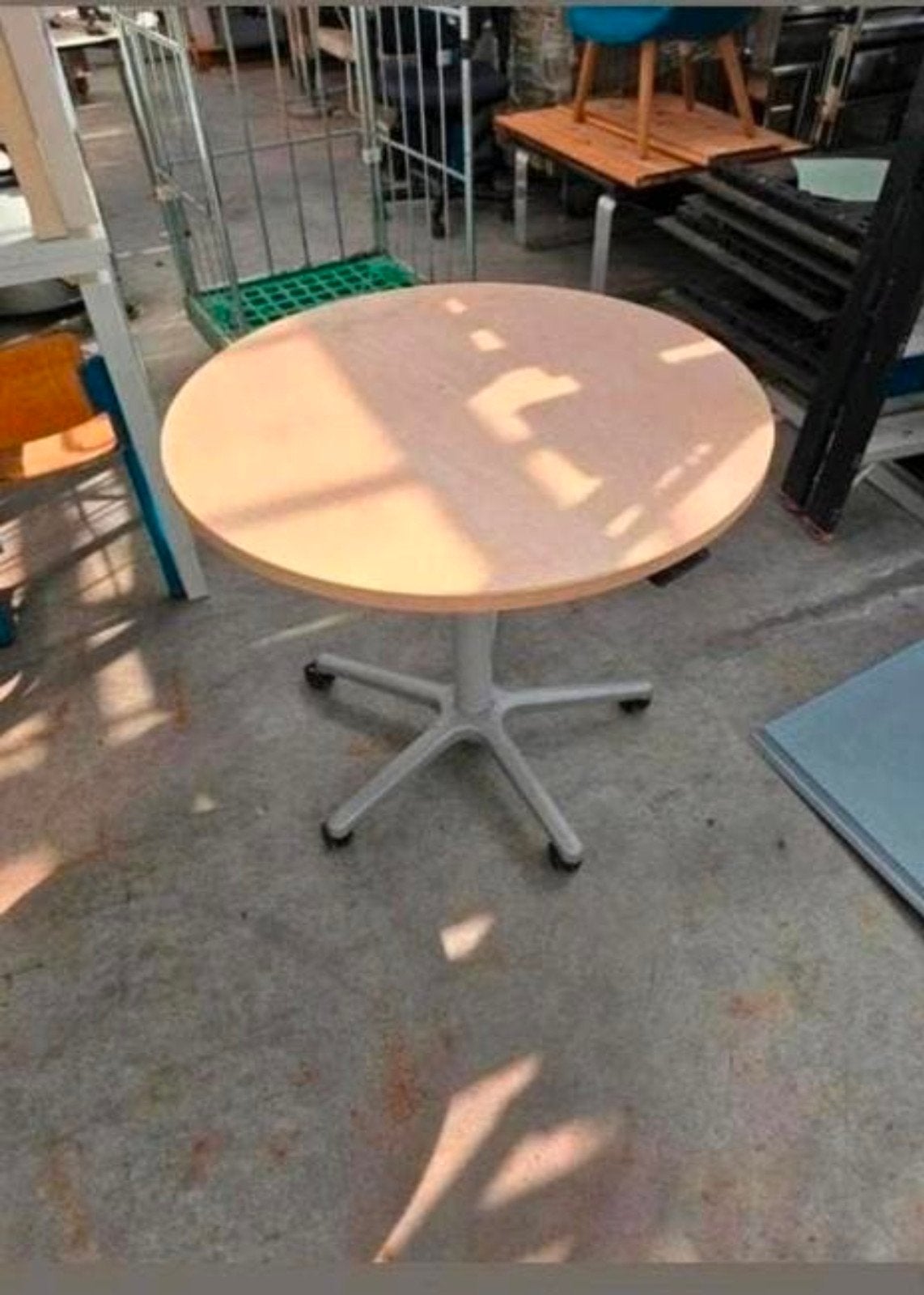 Ronde tafel in hoogte verstelbaar, Ophalen, Rond