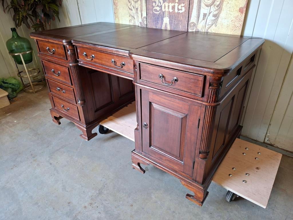 Klassieke dubbelzijdige schrijftafel bureau partnerdesk, Antiek en Kunst, Ophalen of Verzenden