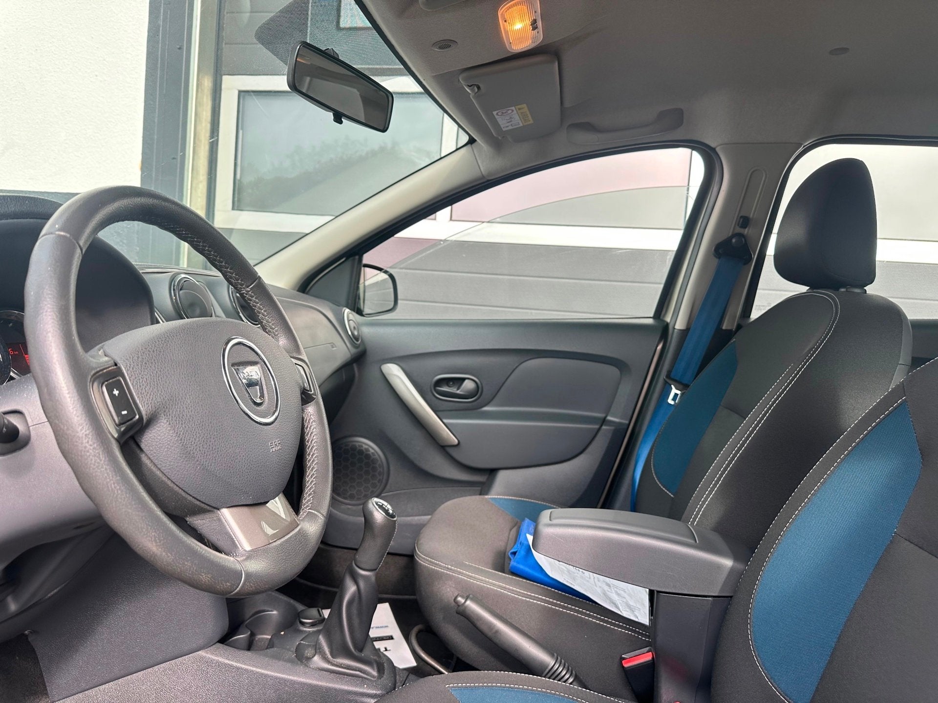 Dacia Sandero 0.9 TCe 10th Anniversary | AIRCO |73.446 km |, Auto's, Voorwielaandrijving, 898 cc, Stof, Gebruikt