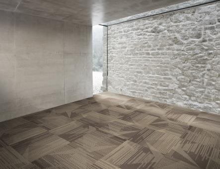 Bruin/beige Interface Tapijttegels met speels patroon, 75 m² of meer, Nieuw, Ophalen of Verzenden, Tapijttegels